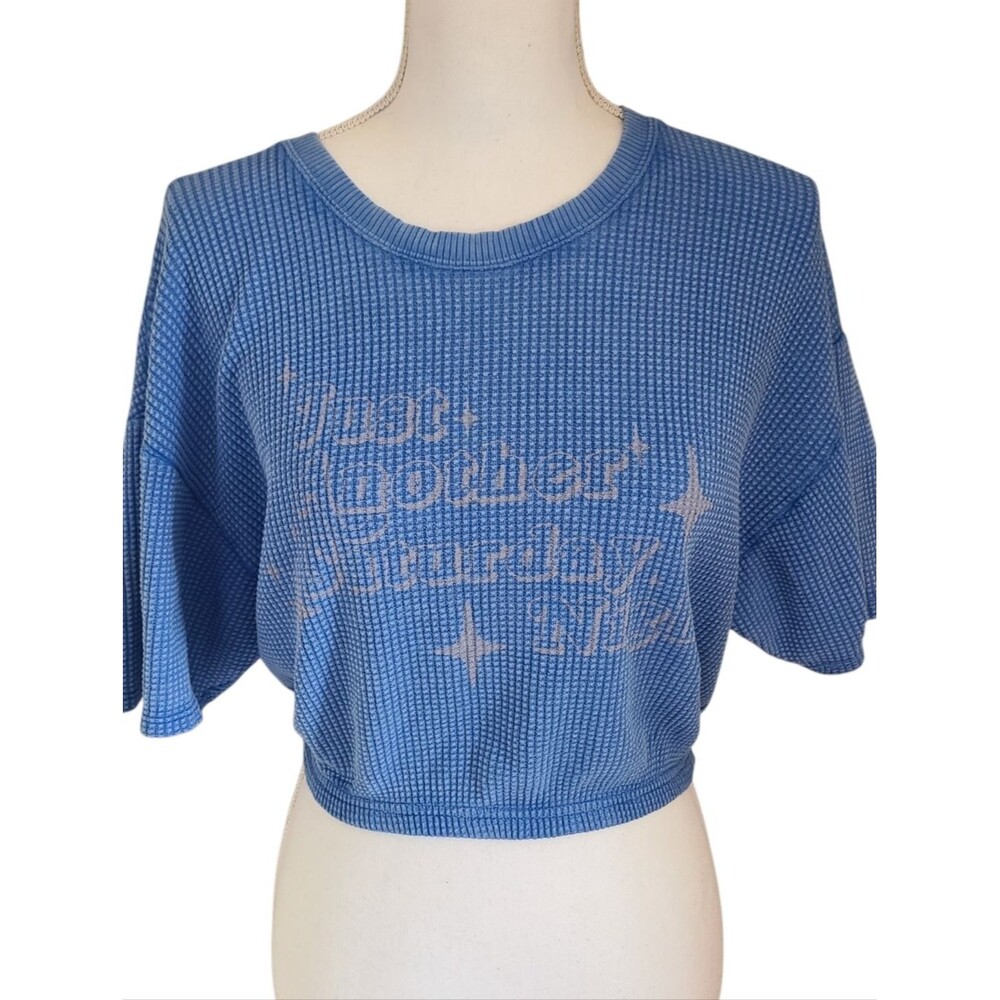 offline by aerie blue waffle knit graphic crop top size XS